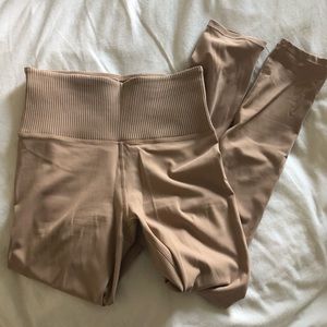 *NEW* VUORI Rib Studio Legging Women's Performance Leggings Coconut Beige XS